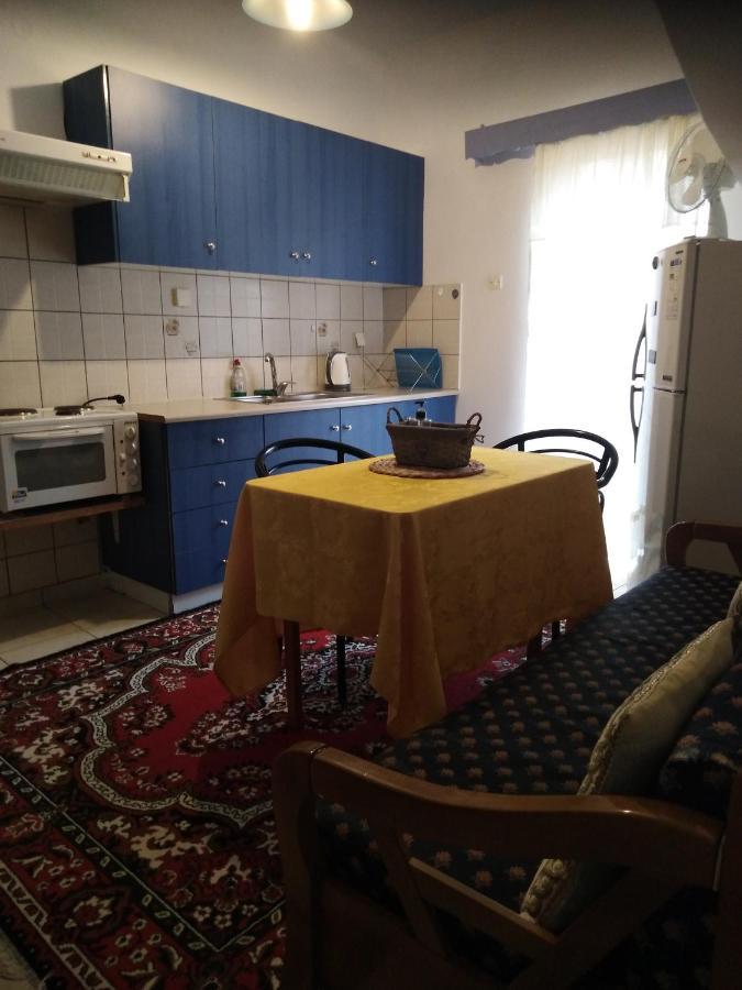 "Αρμονία" Διαμερισμα, Καλαματα-"Harmony" Apartment, Kalamáta Eksteriør bilde